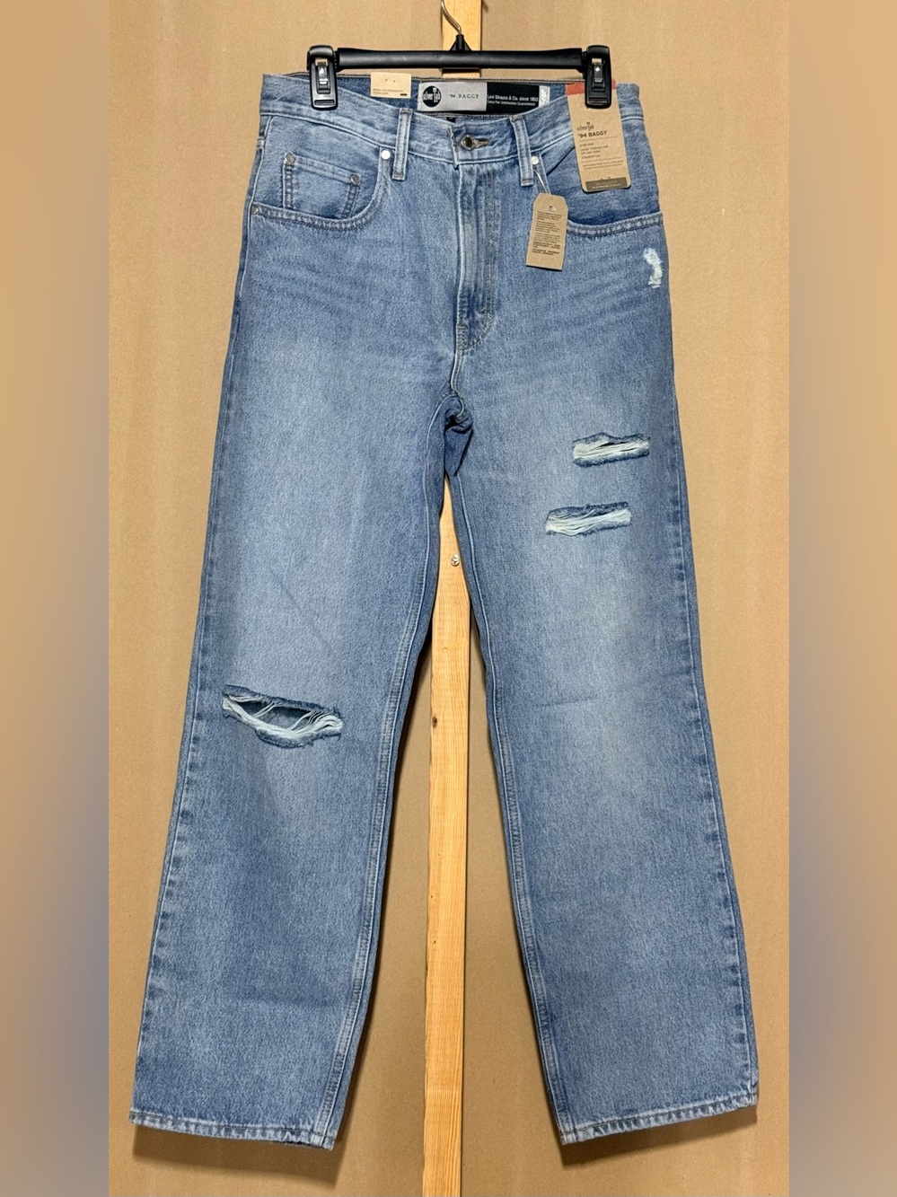 NWT Levi's SilverTab ‘94 Baggy Mid-Rise Jeans Size 28x31